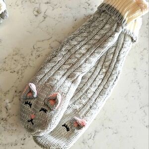 💥4 for $25💥 Fuzzy lounge socks